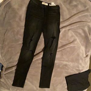 Hollister black ripped high rise super skinny jeans